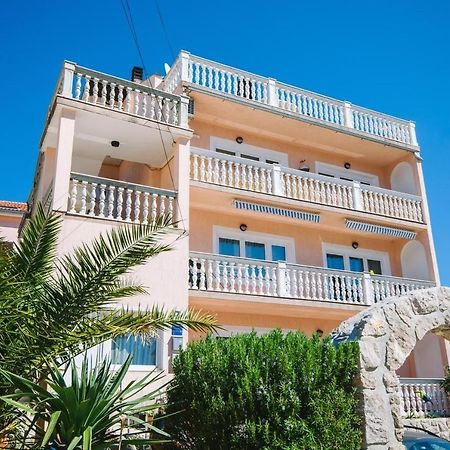 Apartment In Crikvenica 39210 Luaran gambar